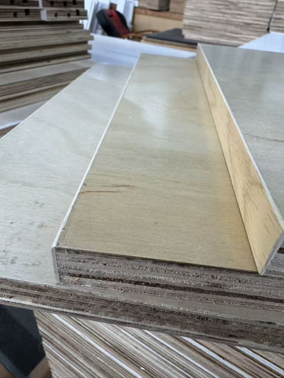 Picture of Maple plywood 